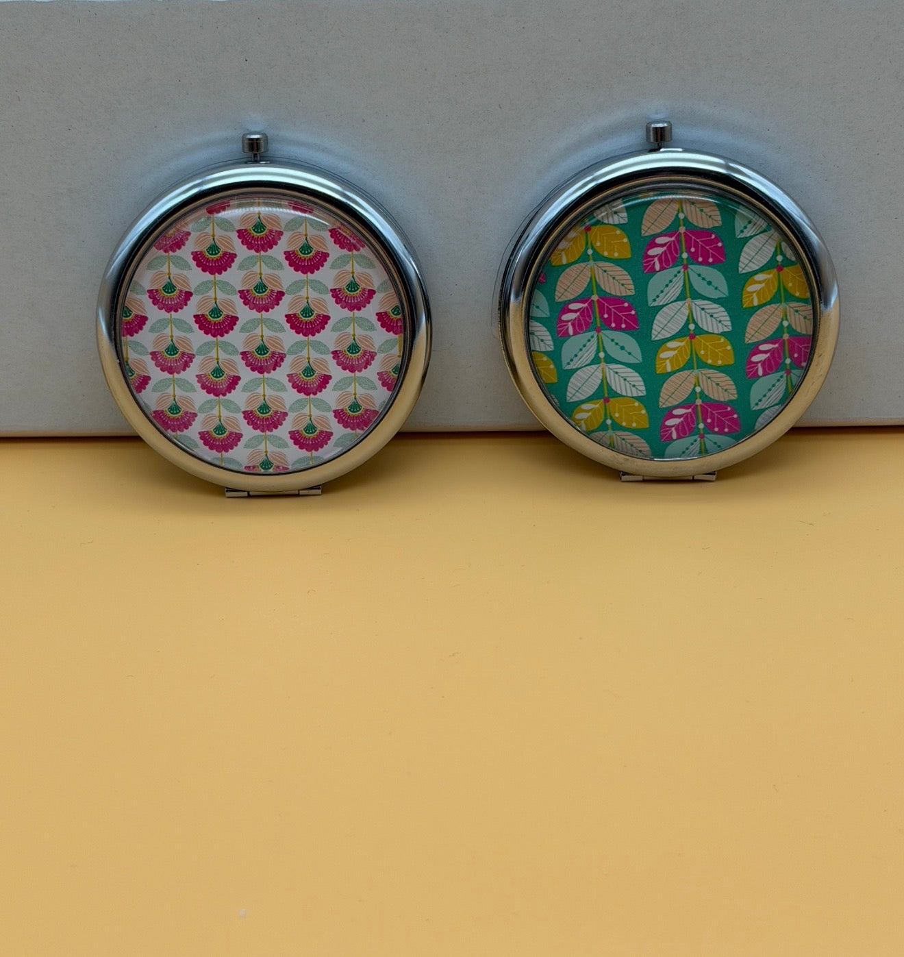 Taschenspiegel Blume (6-1)